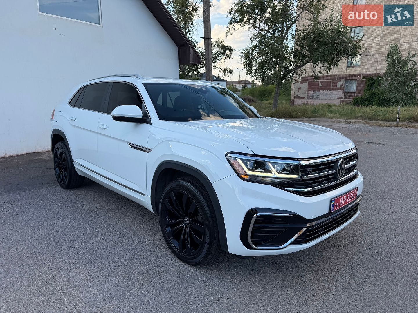 Volkswagen Atlas 2020 VIN 1V2RE2CAXLC208977 фото оголошення 16 з 36