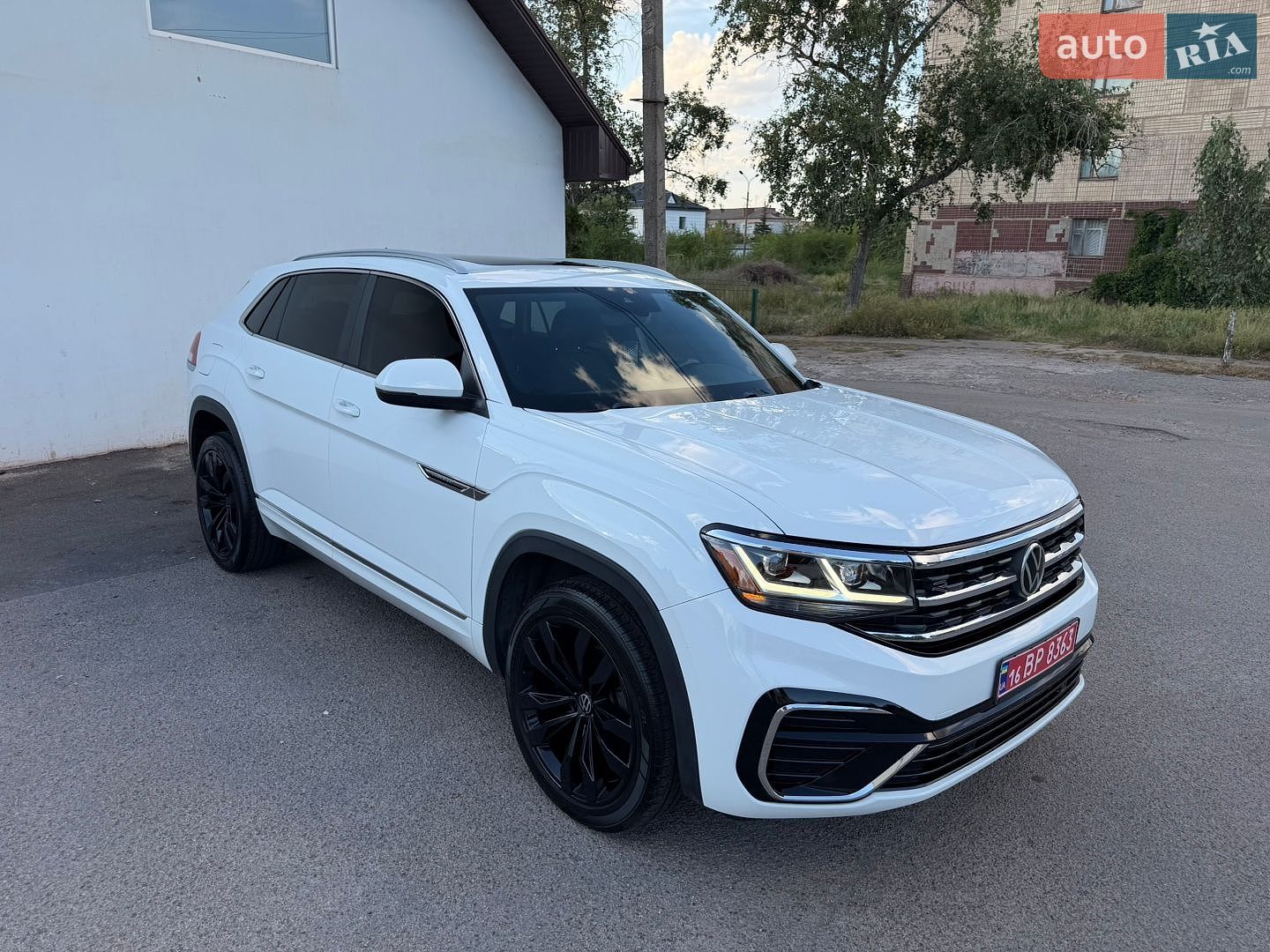 Volkswagen Atlas 2020 VIN 1V2RE2CAXLC208977 фото оголошення 15 з 36