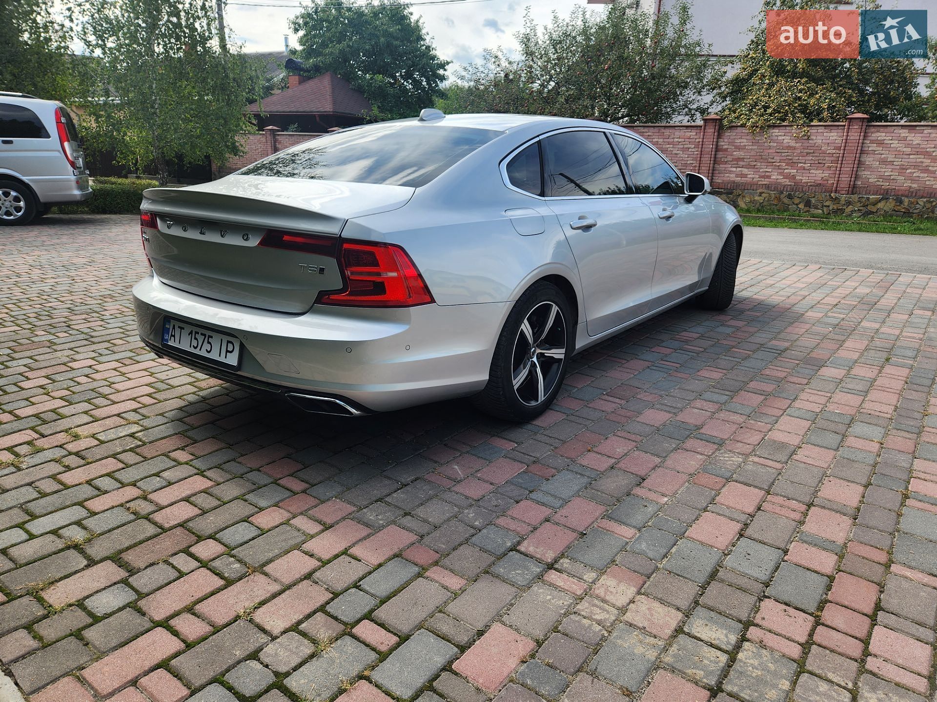 Volvo S90 2017 VIN LVY982MK6JP028748 фото оголошення 11 з 24