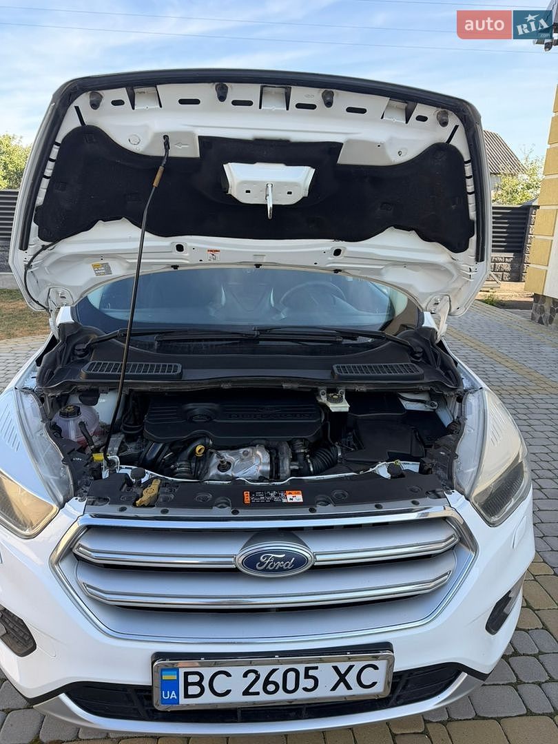 Ford Kuga 2019 VIN WF0AXXWPMAKY69479 фото оголошення 4 з 14