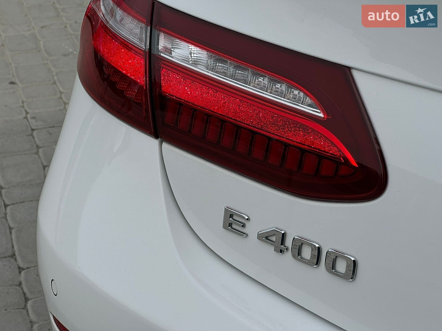 Mercedes-Benz E-Class 2018 VIN WDD1J6FB2JF008229 фото оголошення 11 з 26