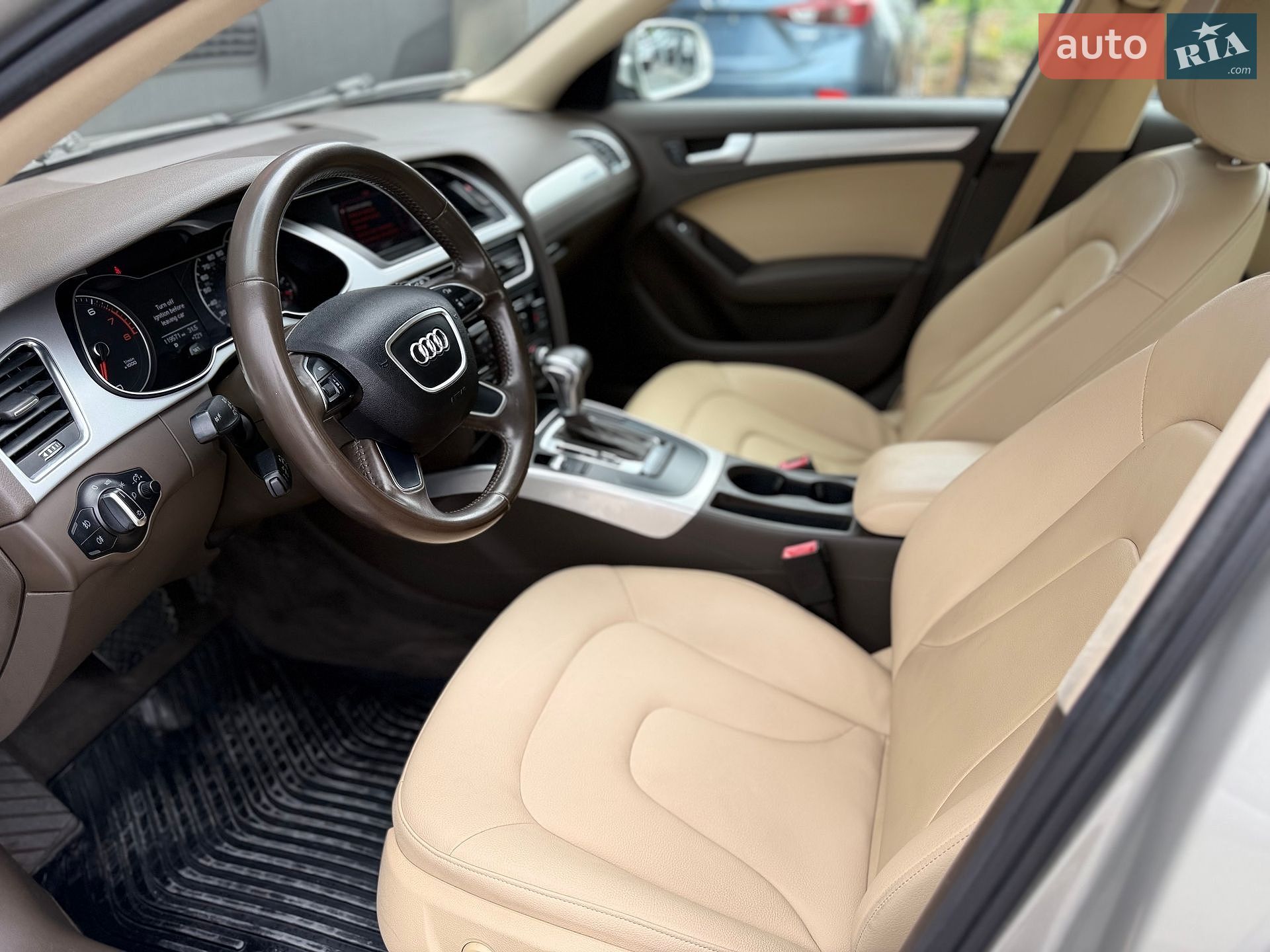 Audi A4 2015 VIN WAUBFAFL8FN029690 фото оголошення 17 з 35