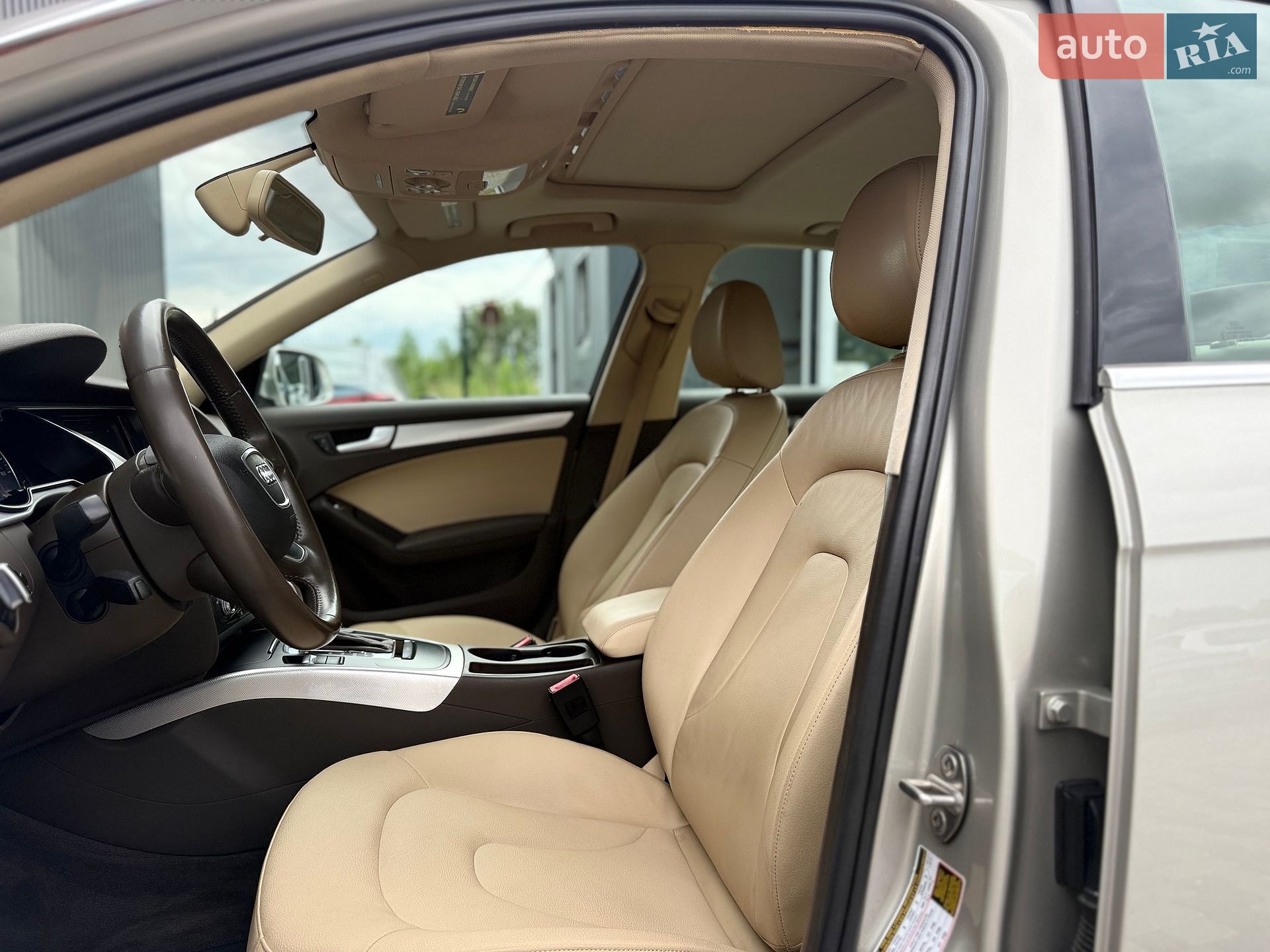 Audi A4 2015 VIN WAUBFAFL8FN029690 фото оголошення 18 з 35