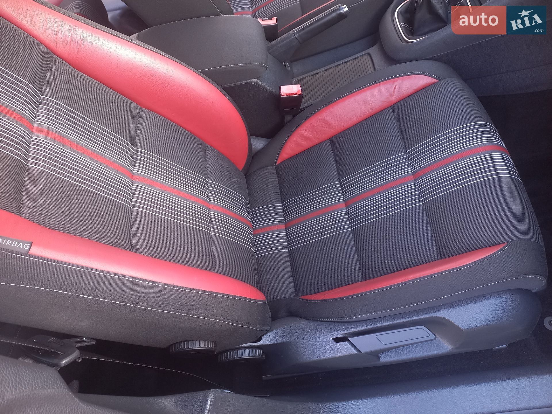 Volkswagen Golf 2013 VIN WVWZZZ1KZDM647986 фото оголошення 20 з 28