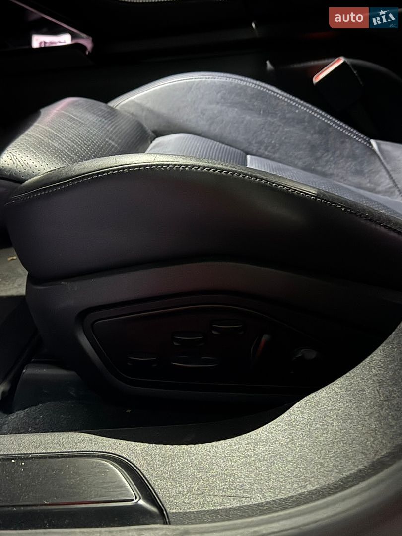 Porsche Taycan 2021 VIN WP0ZZZY1ZMSA58234 фото оголошення 16 з 16