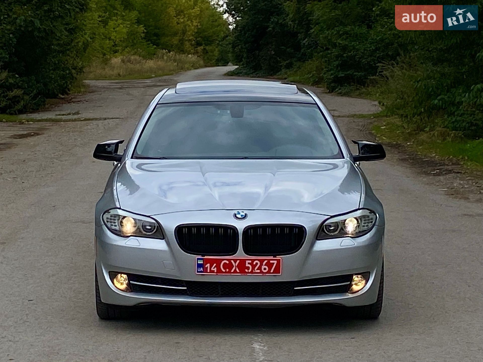 BMW 5 Series 2013 VIN WBAXH5C59DD107667 фото оголошення 4 з 35