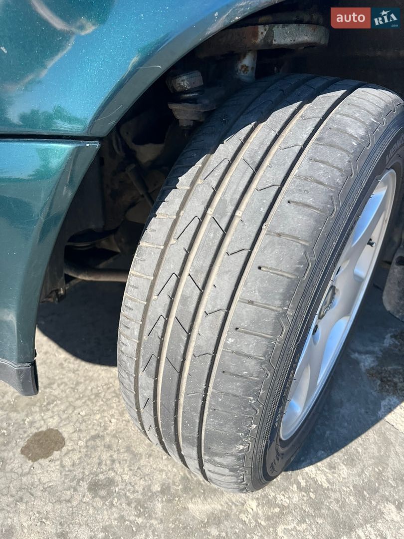 Audi A6 1996 VIN WAUZZZ4AZTN061300 фото оголошення 10 з 37