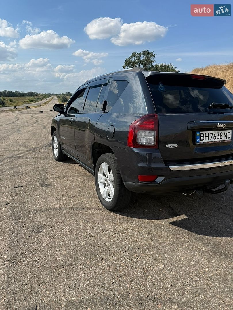 Jeep Compass 2014 VIN 1C4NJDEB5FD215735 фото оголошення 3 з 12