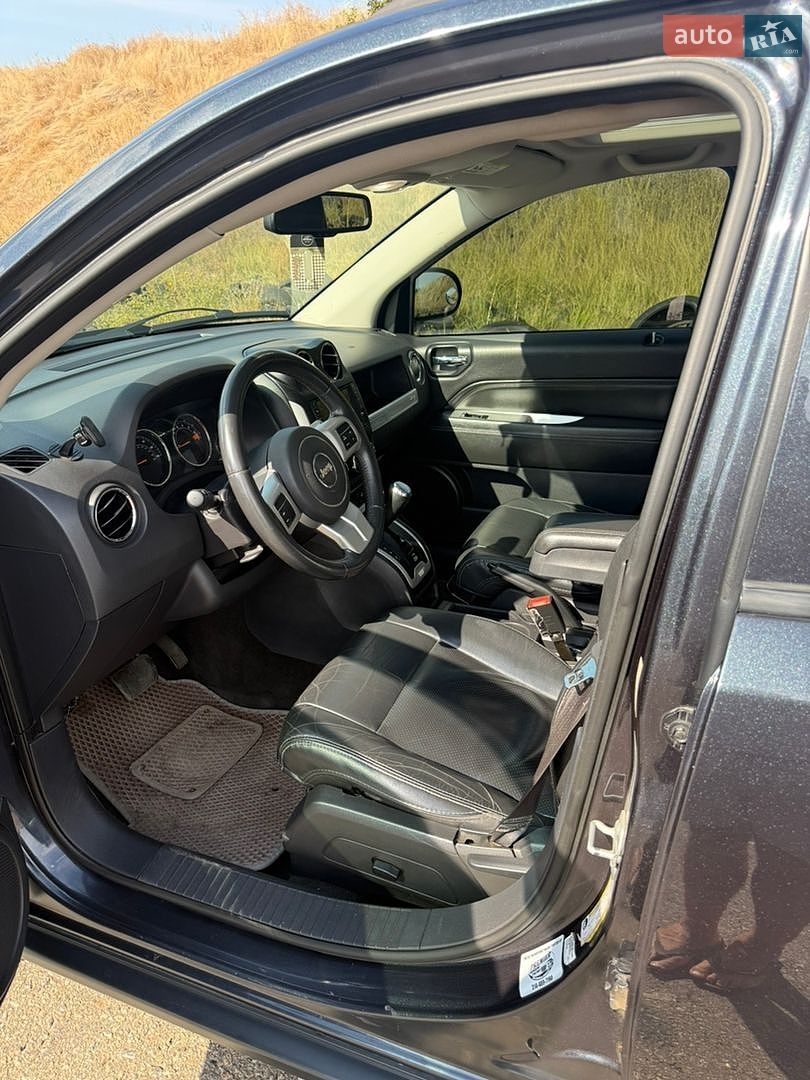 Jeep Compass 2014 VIN 1C4NJDEB5FD215735 фото оголошення 5 з 12