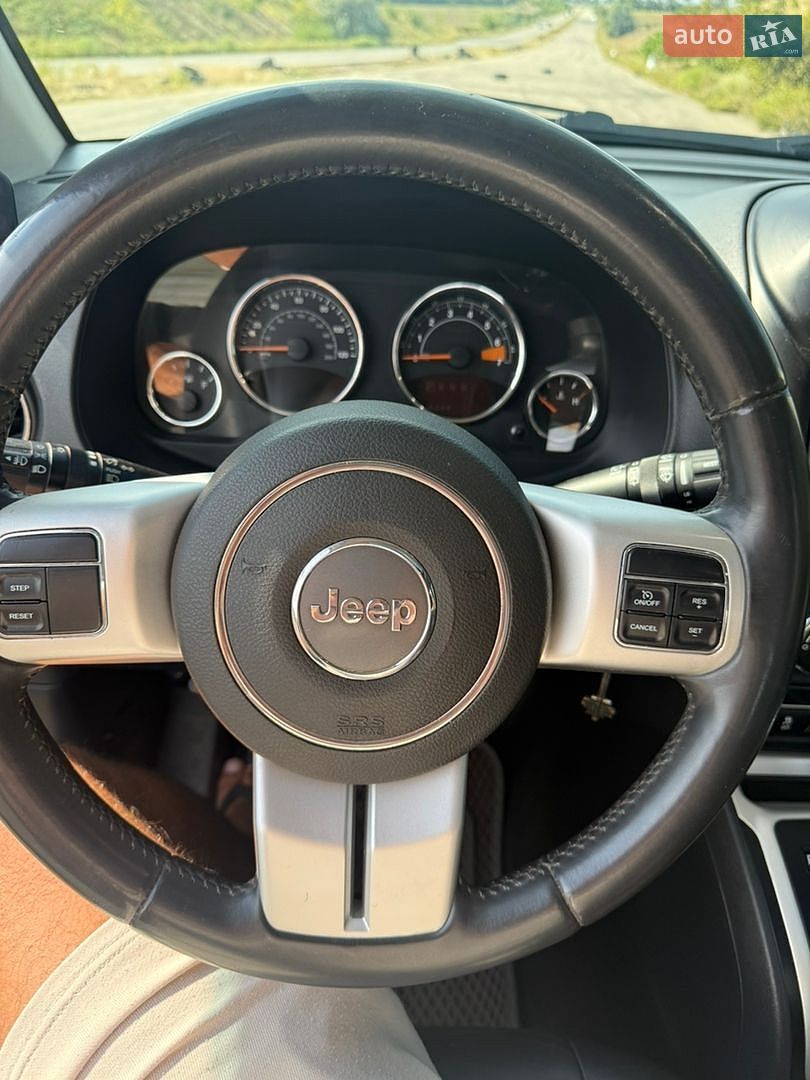 Jeep Compass 2014 VIN 1C4NJDEB5FD215735 фото оголошення 11 з 12
