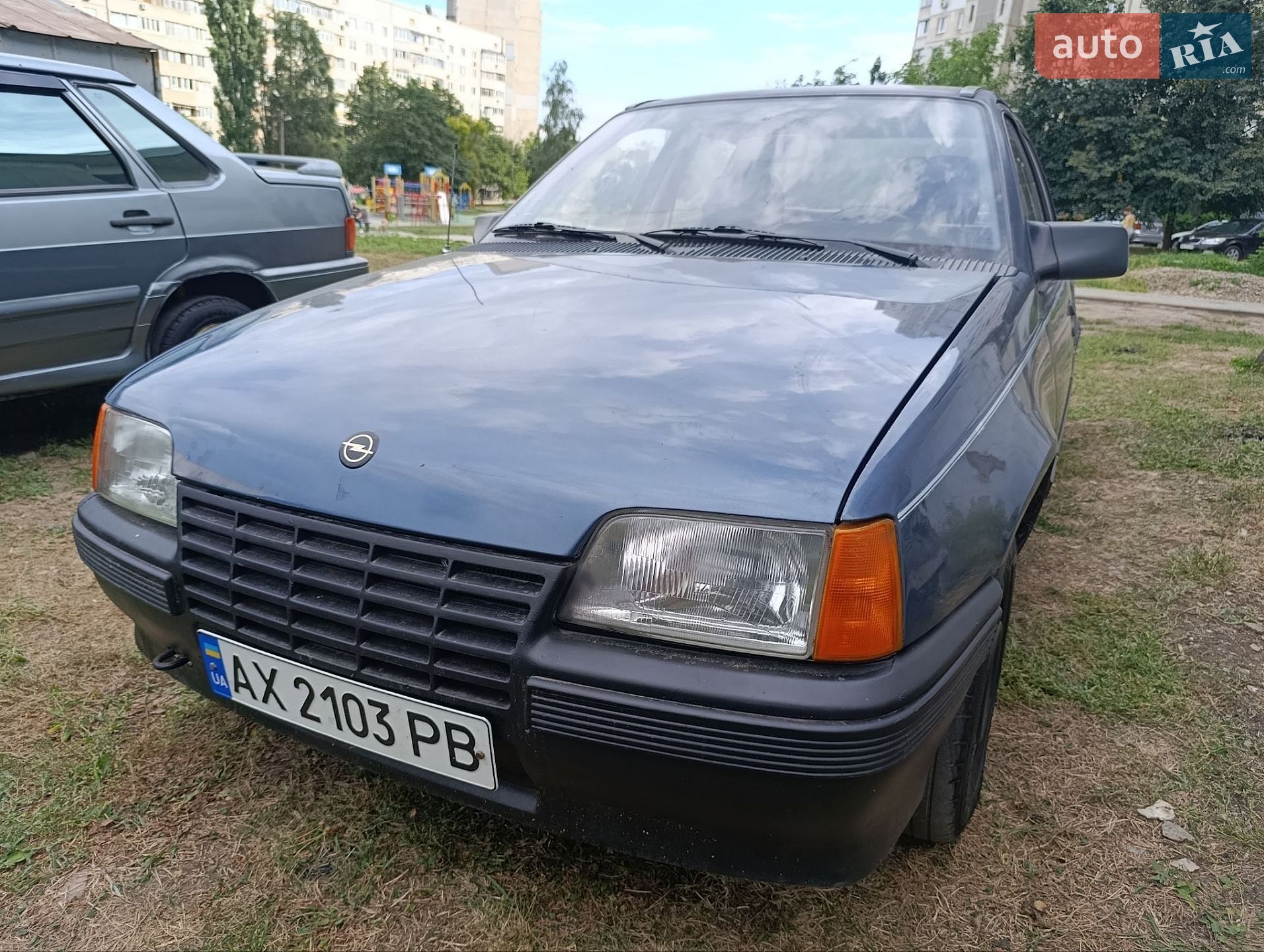 Opel Kadett 1987 VIN W0L000049H2667245 фото оголошення 3 з 19