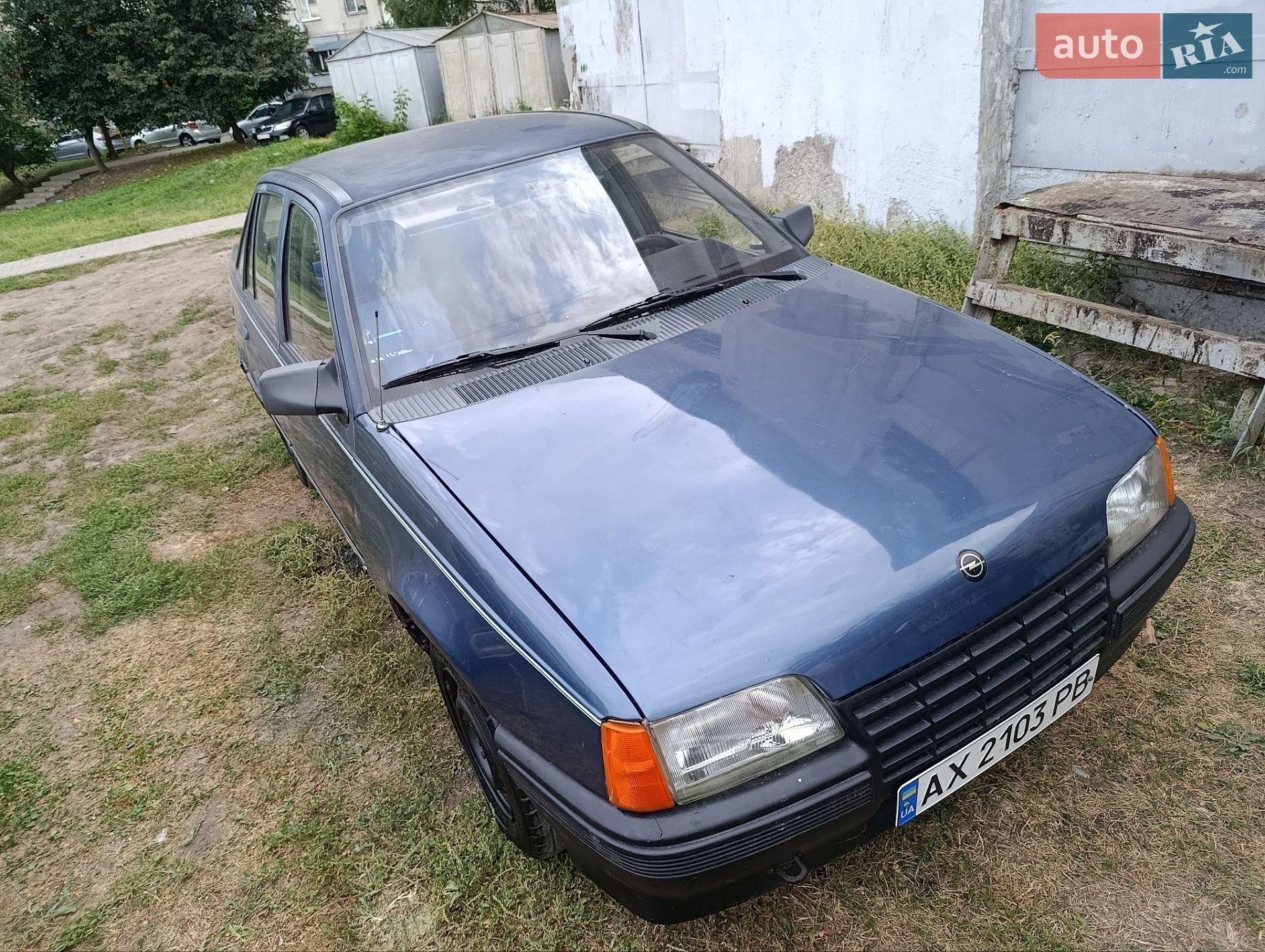 Opel Kadett 1987 VIN W0L000049H2667245 фото оголошення 5 з 19