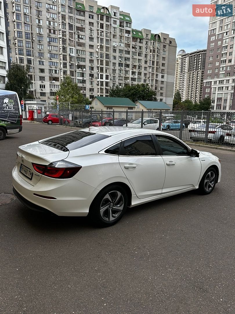 Honda Insight 2018 VIN 19XZE4F5XKE005641 фото оголошення 8 з 21