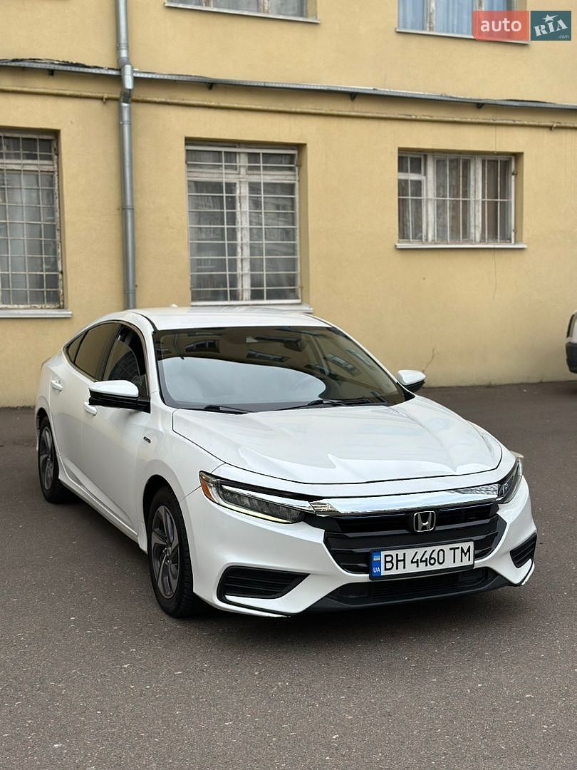 Honda Insight 2018 VIN 19XZE4F5XKE005641 фото оголошення 3 з 21