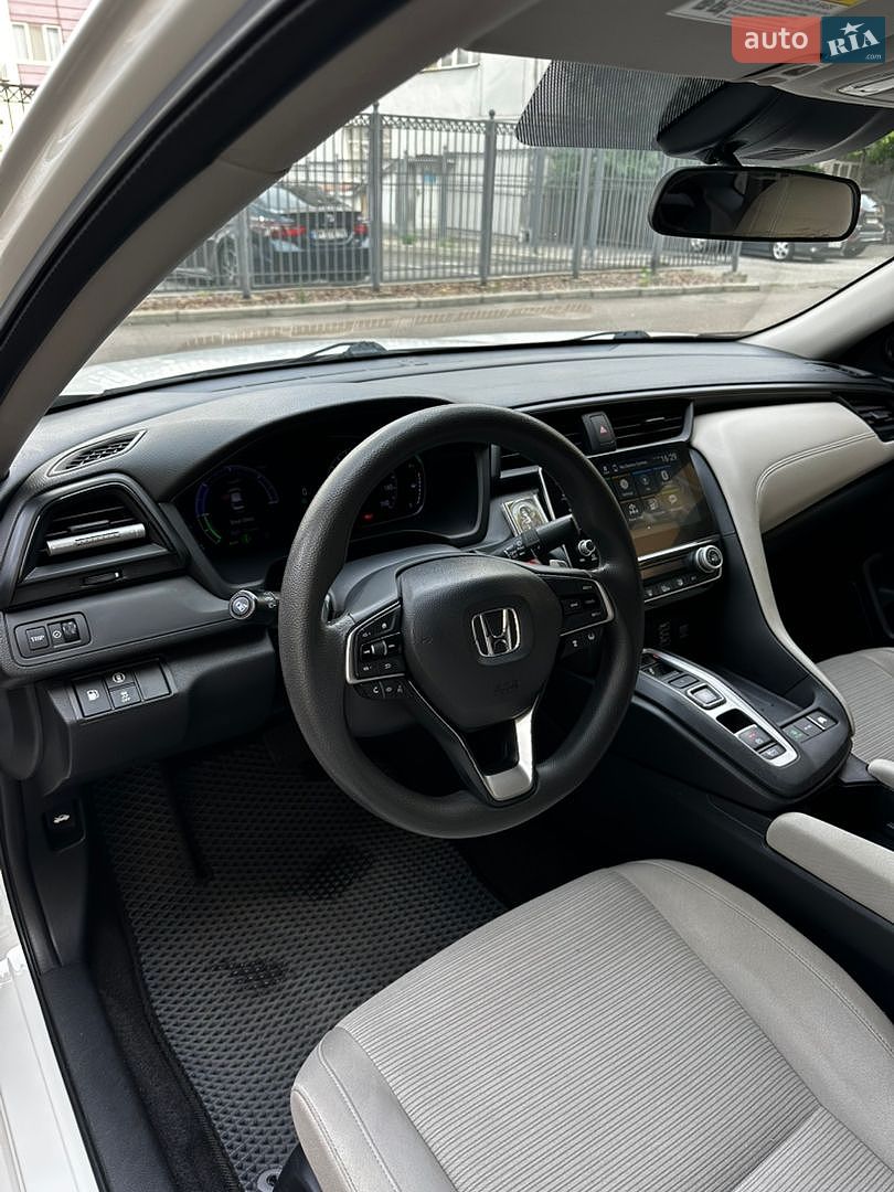 Honda Insight 2018 VIN 19XZE4F5XKE005641 фото оголошення 18 з 21