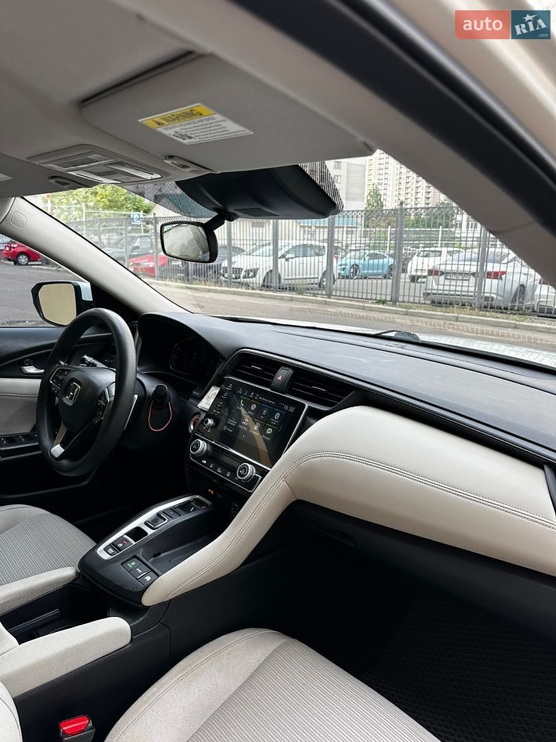 Honda Insight 2018 VIN 19XZE4F5XKE005641 фото оголошення 5 з 6