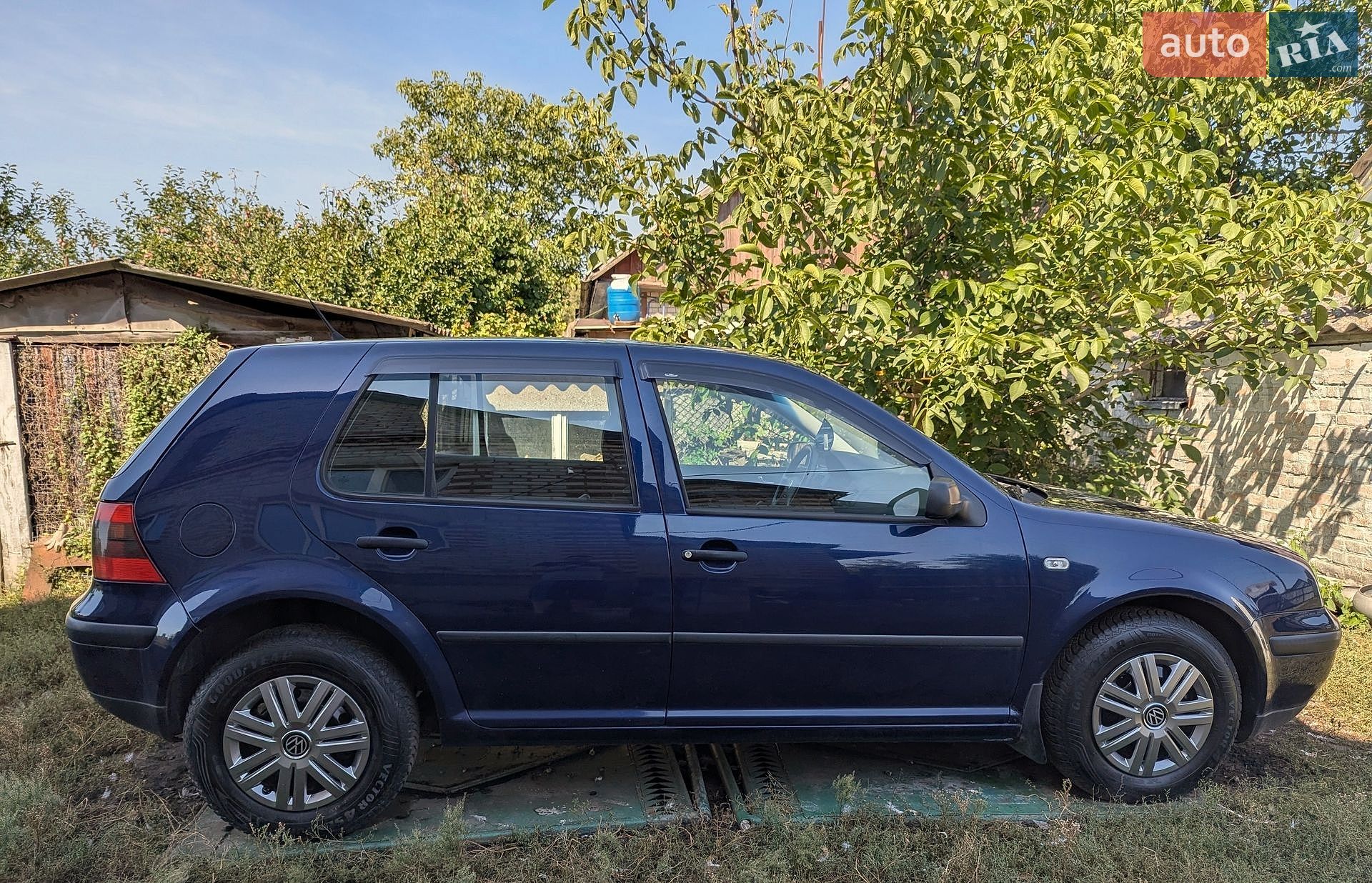 Volkswagen Golf 2000 VIN WVWZZZ1JZYW753089 фото оголошення 5 з 24