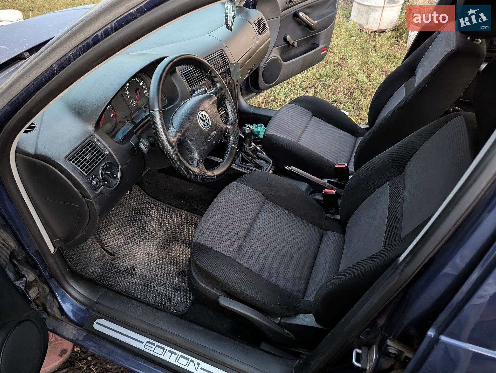 Volkswagen Golf 2000 VIN WVWZZZ1JZYW753089 фото оголошення 11 з 24