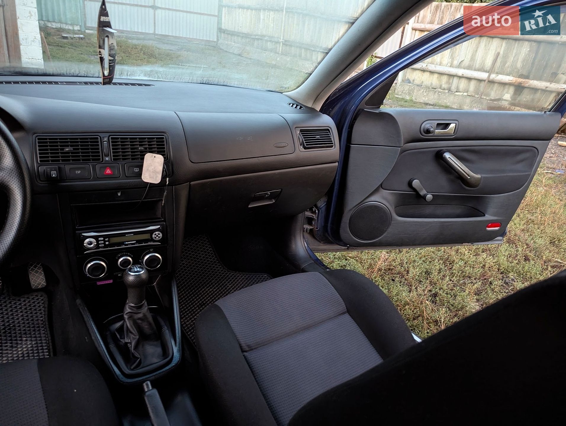 Volkswagen Golf 2000 VIN WVWZZZ1JZYW753089 фото оголошення 14 з 24