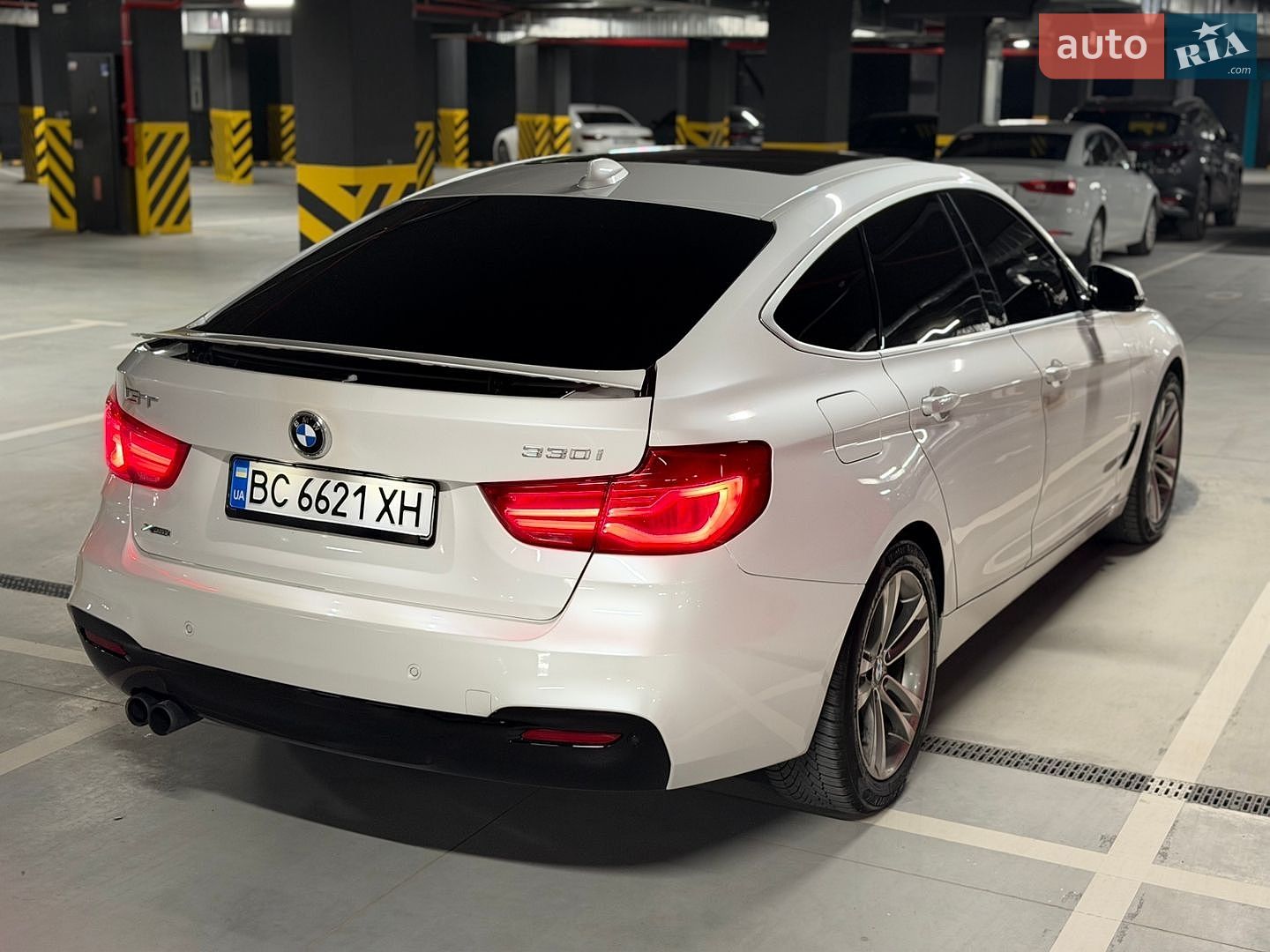 BMW 3 Series GT 2016 VIN WBA8Z9C53HG453310 фото оголошення 9 з 16