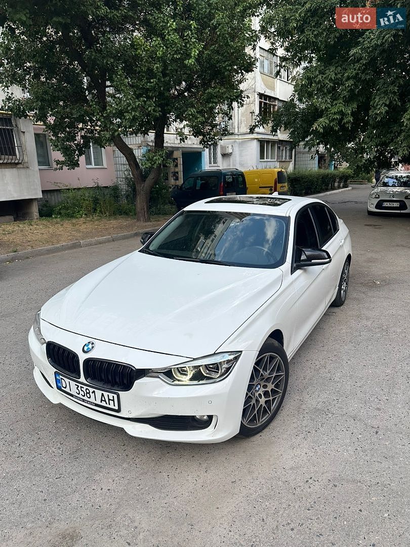 BMW 3 Series 2014 VIN WBA3B1G50FNT02881 фото оголошення 3 з 7
