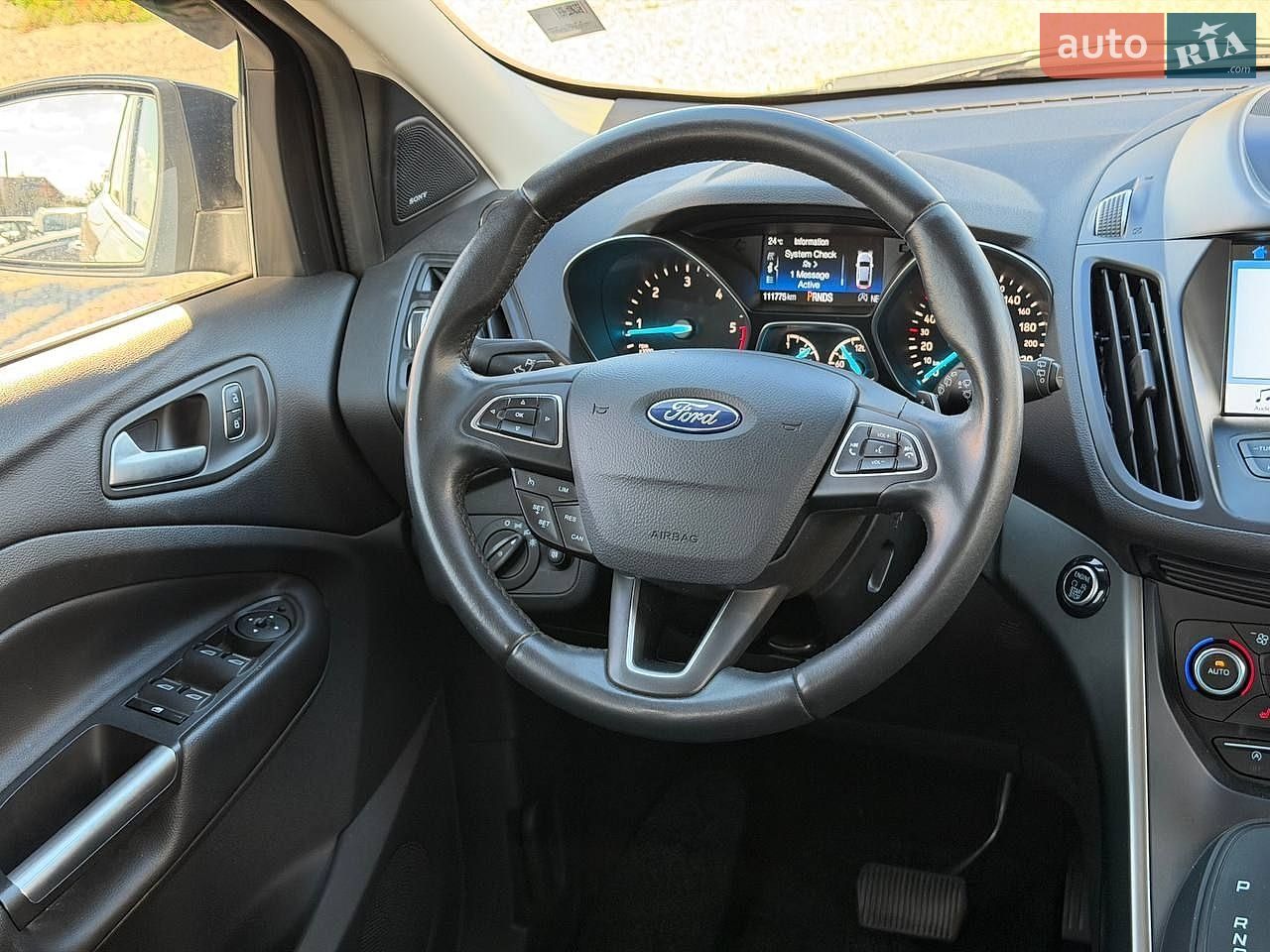 Ford Kuga 2017 VIN WF0AXXWPMHHM55524 фото оголошення 12 з 25