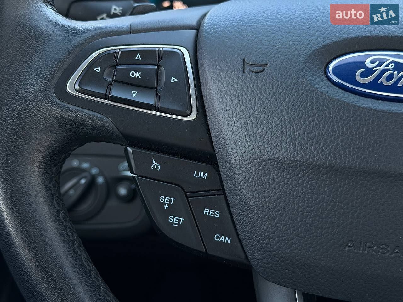 Ford Kuga 2017 VIN WF0AXXWPMHHM55524 фото оголошення 19 з 25