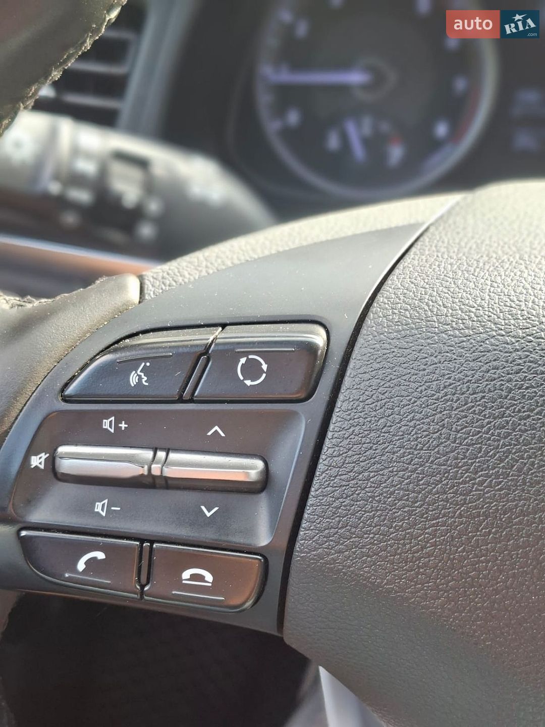 Hyundai Elantra 2019 VIN KMHD741CBLU006083 фото оголошення 17 з 31