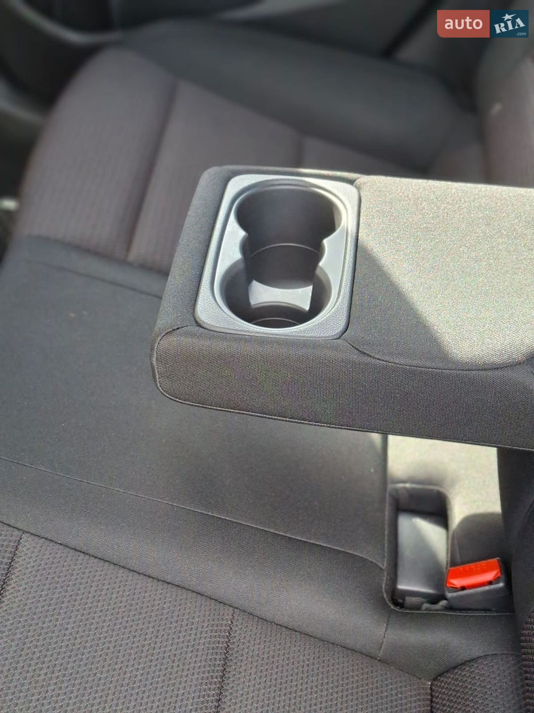 Hyundai Elantra 2019 VIN KMHD741CBLU006083 фото оголошення 13 з 31