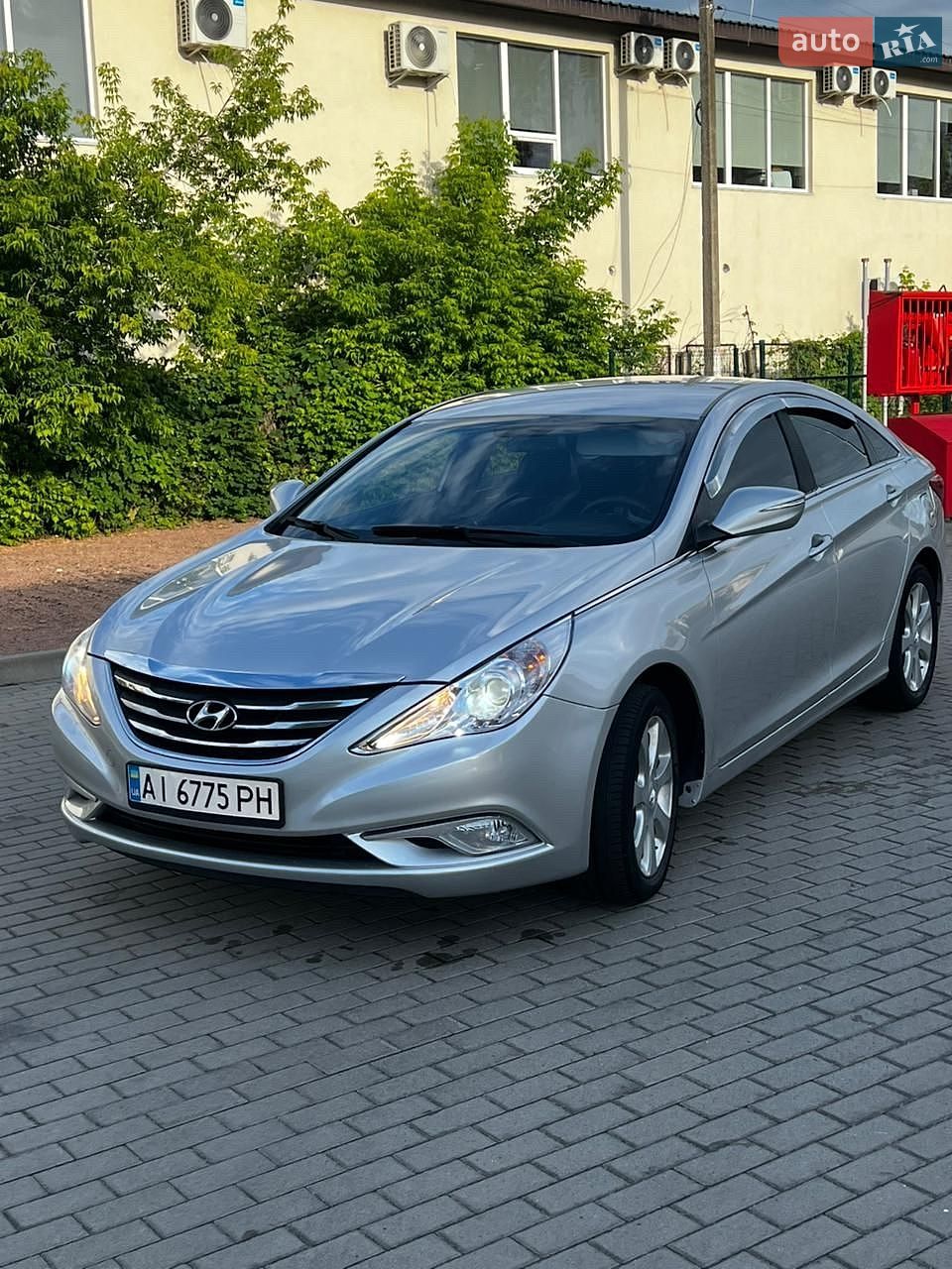 Hyundai Sonata 2014 VIN KMHEC41LBEA661620 фото оголошення 2 з 25