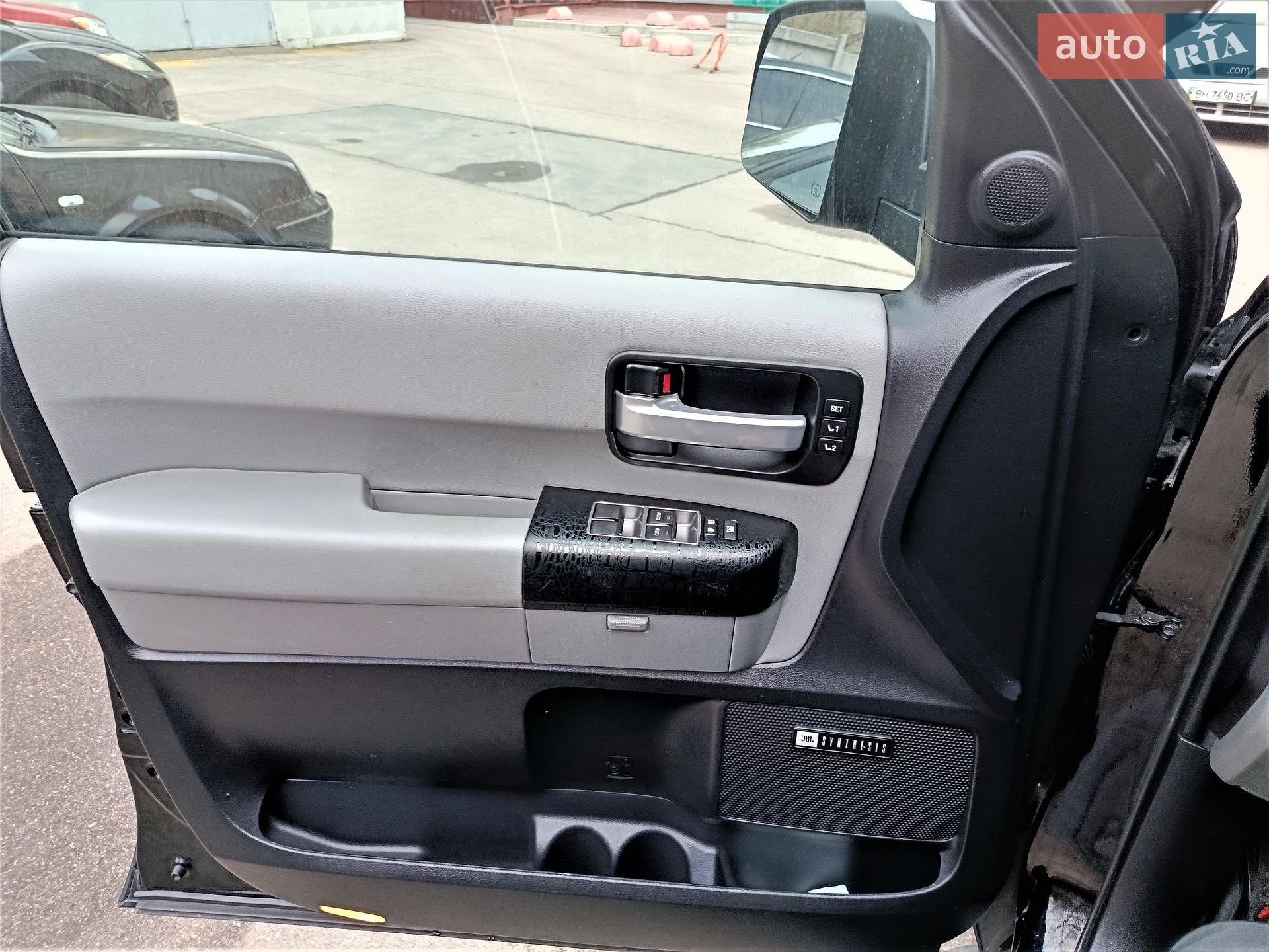 Toyota Sequoia 2018 VIN 5TDJY5G13KS167560 фото оголошення 20 з 60