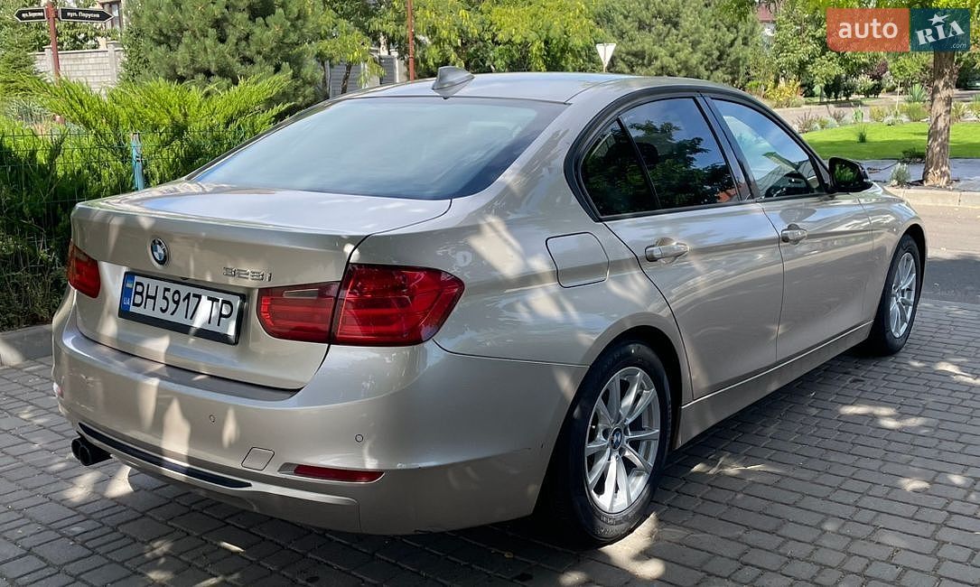 BMW 3 Series 2013 VIN WBA3A5C58DF601042 фото оголошення 5 з 24
