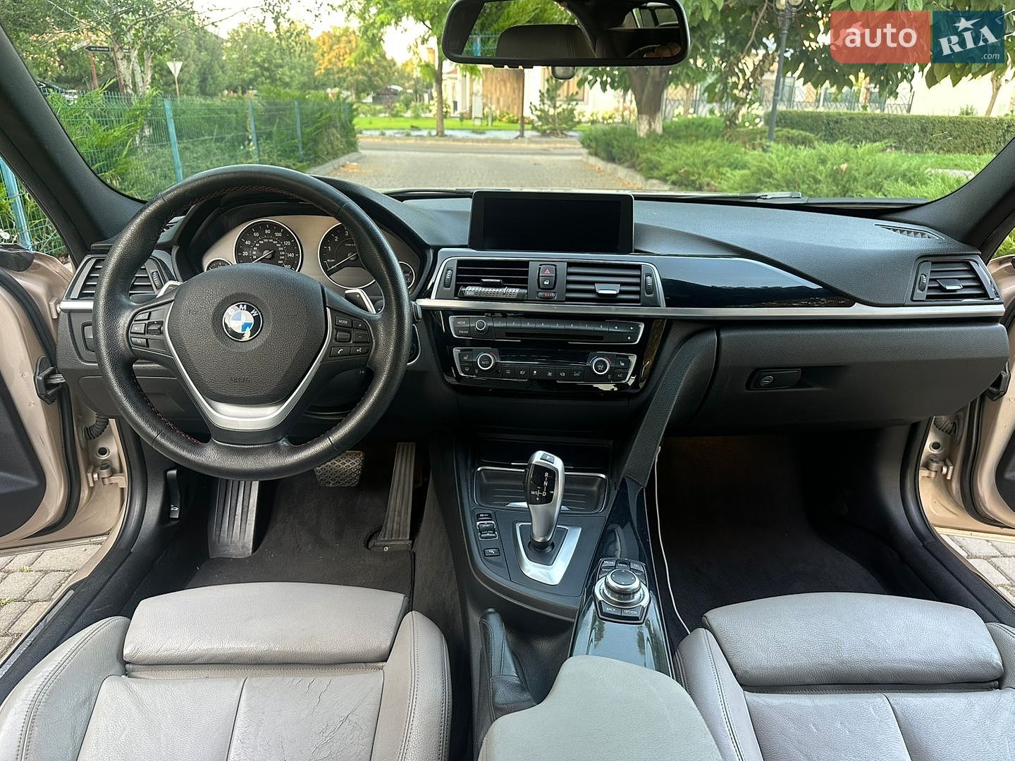 BMW 3 Series 2013 VIN WBA3A5C58DF601042 фото оголошення 10 з 24