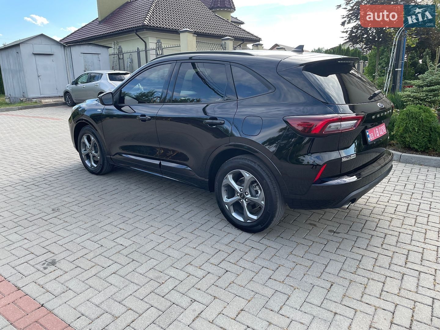Ford Escape 2023 VIN 1FMCU0MZ2PUB32976 фото оголошення 9 з 32