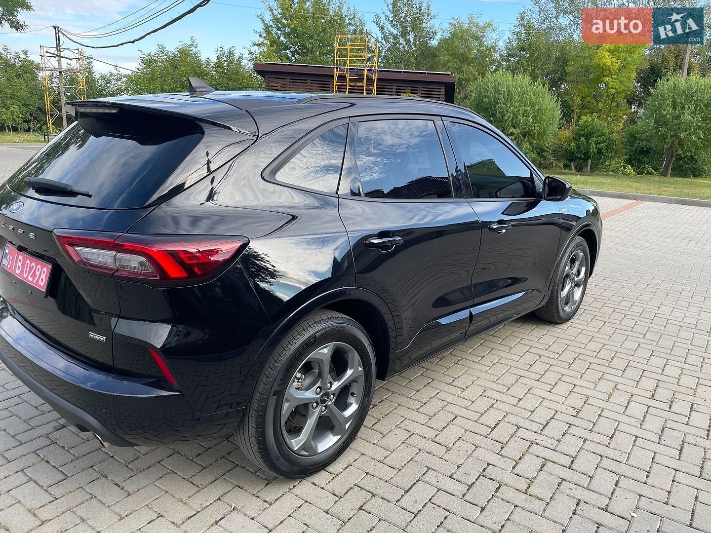 Ford Escape 2023 VIN 1FMCU0MZ2PUB32976 фото оголошення 15 з 32