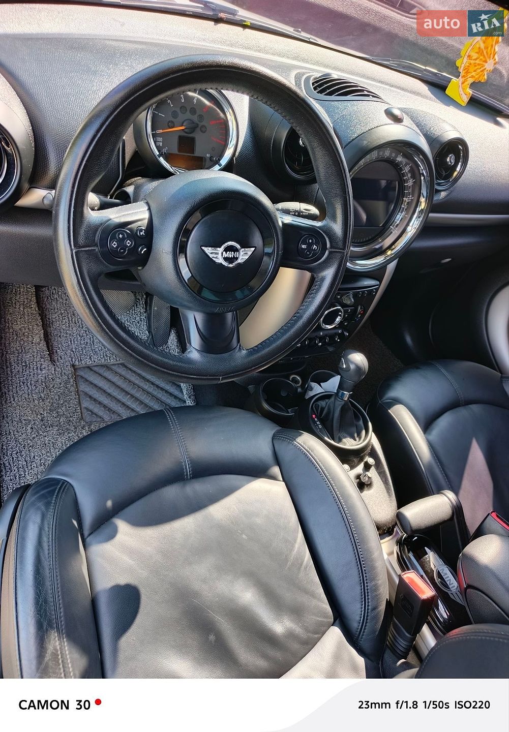 MINI Cooper 2015 VIN WMWXD5103FWT60851 фото оголошення 5 з 9