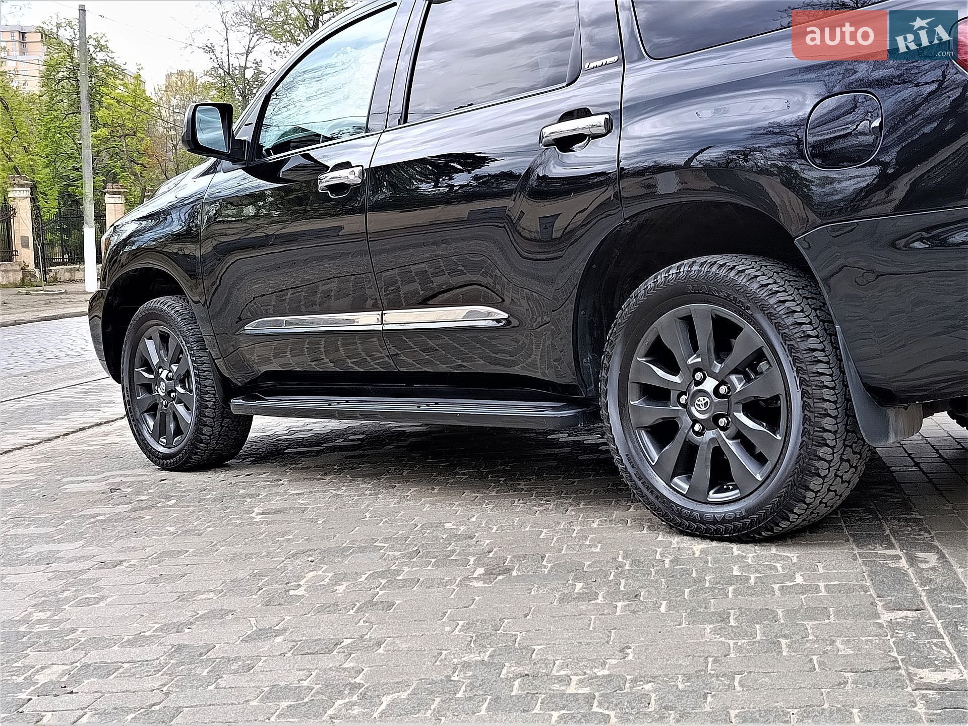 Toyota Sequoia 2018 VIN 5TDJY5G13KS167560 фото оголошення 44 з 60