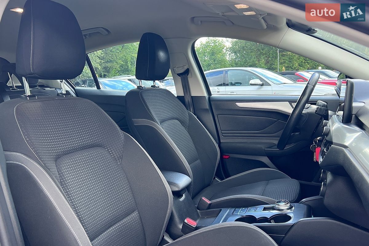 Ford Focus 2019 VIN WF0NXXGCHNKU58659 фото оголошення 20 з 22