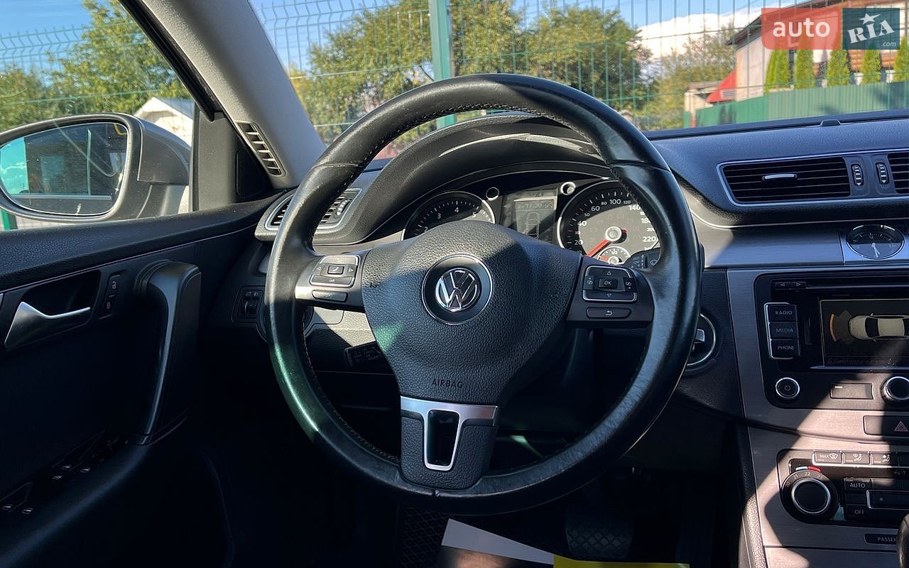 Volkswagen Passat 2012 VIN WVWZZZ3CZCE052521 фото оголошення 12 з 20