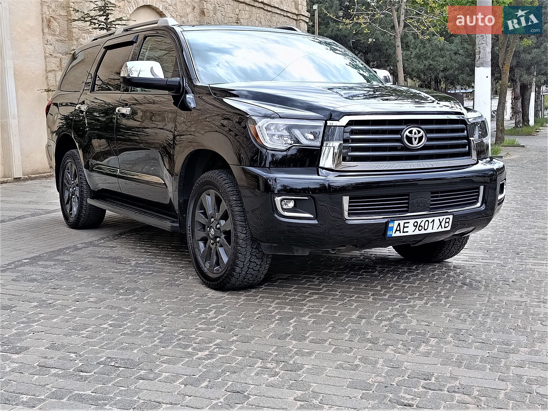 Toyota Sequoia 2018 VIN 5TDJY5G13KS167560 фото оголошення 52 з 60