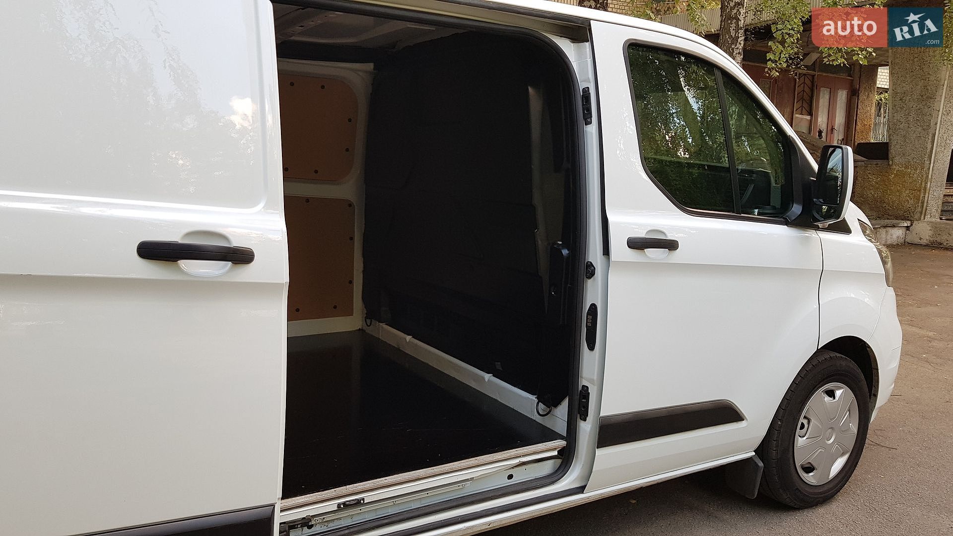 Ford Transit Custom 2019 VIN WF0YXXTTGYKK72753 фото оголошення 48 з 78