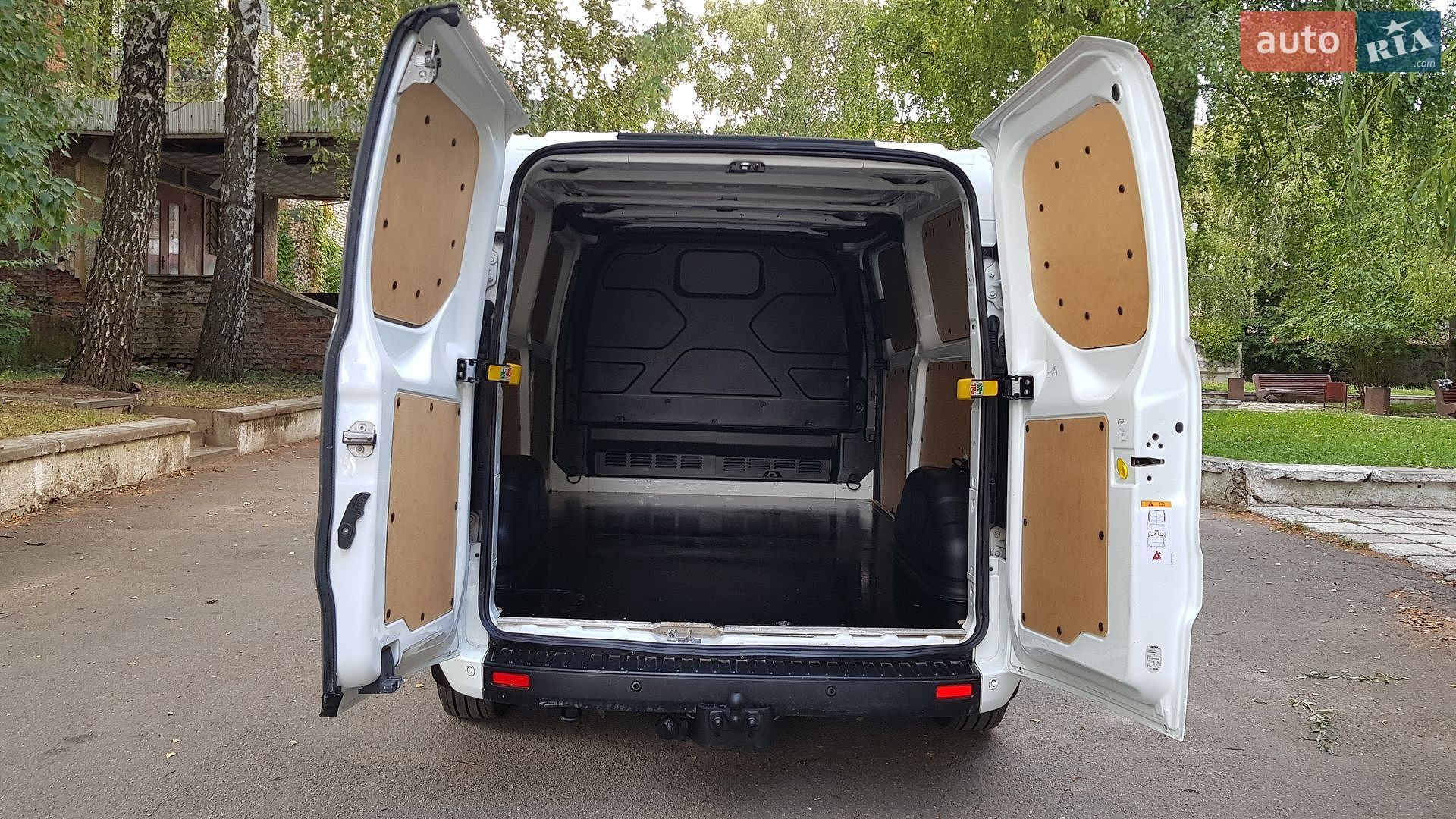 Ford Transit Custom 2019 VIN WF0YXXTTGYKK72753 фото оголошення 5 з 78