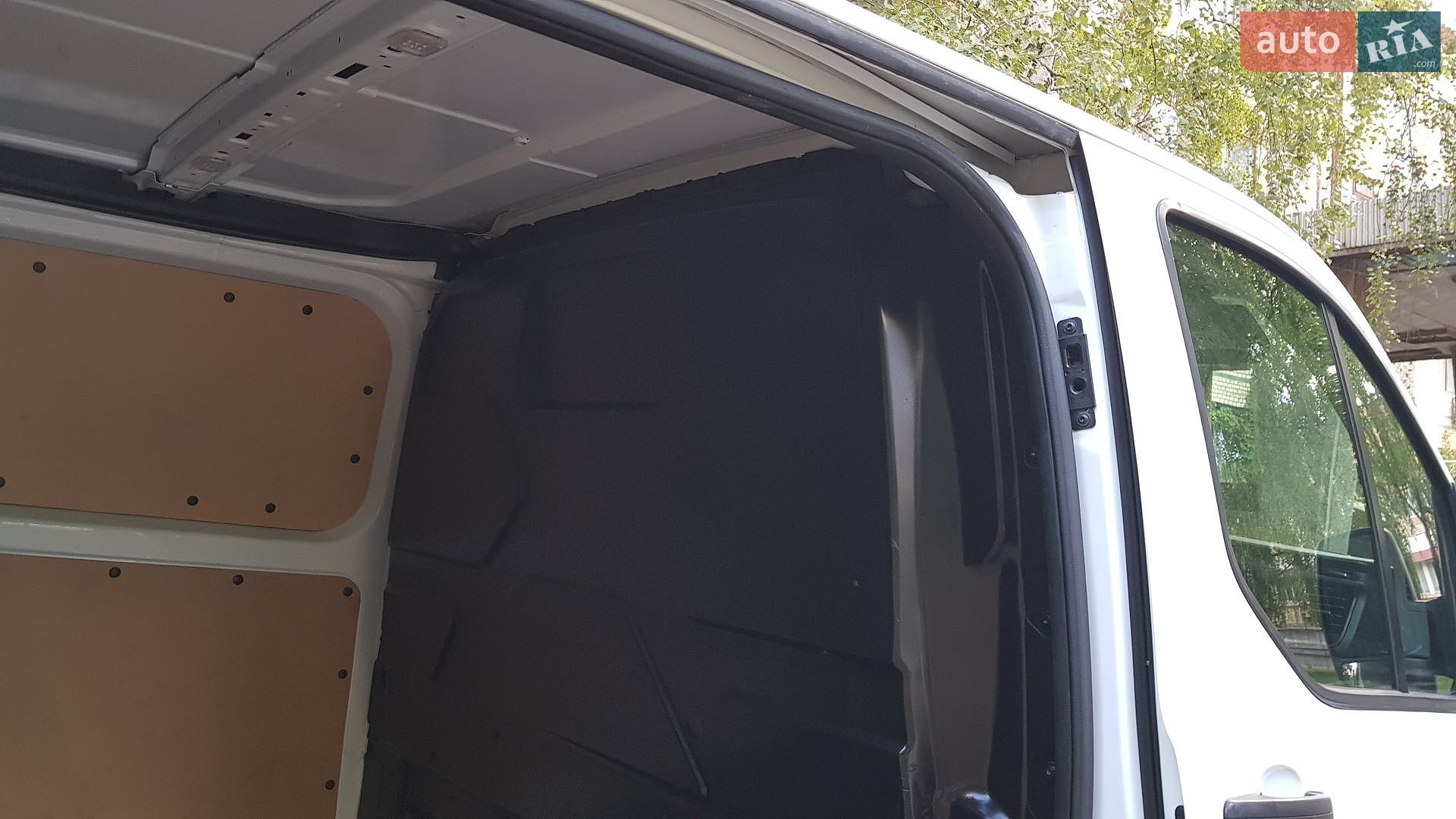 Ford Transit Custom 2019 VIN WF0YXXTTGYKK72753 фото оголошення 50 з 78