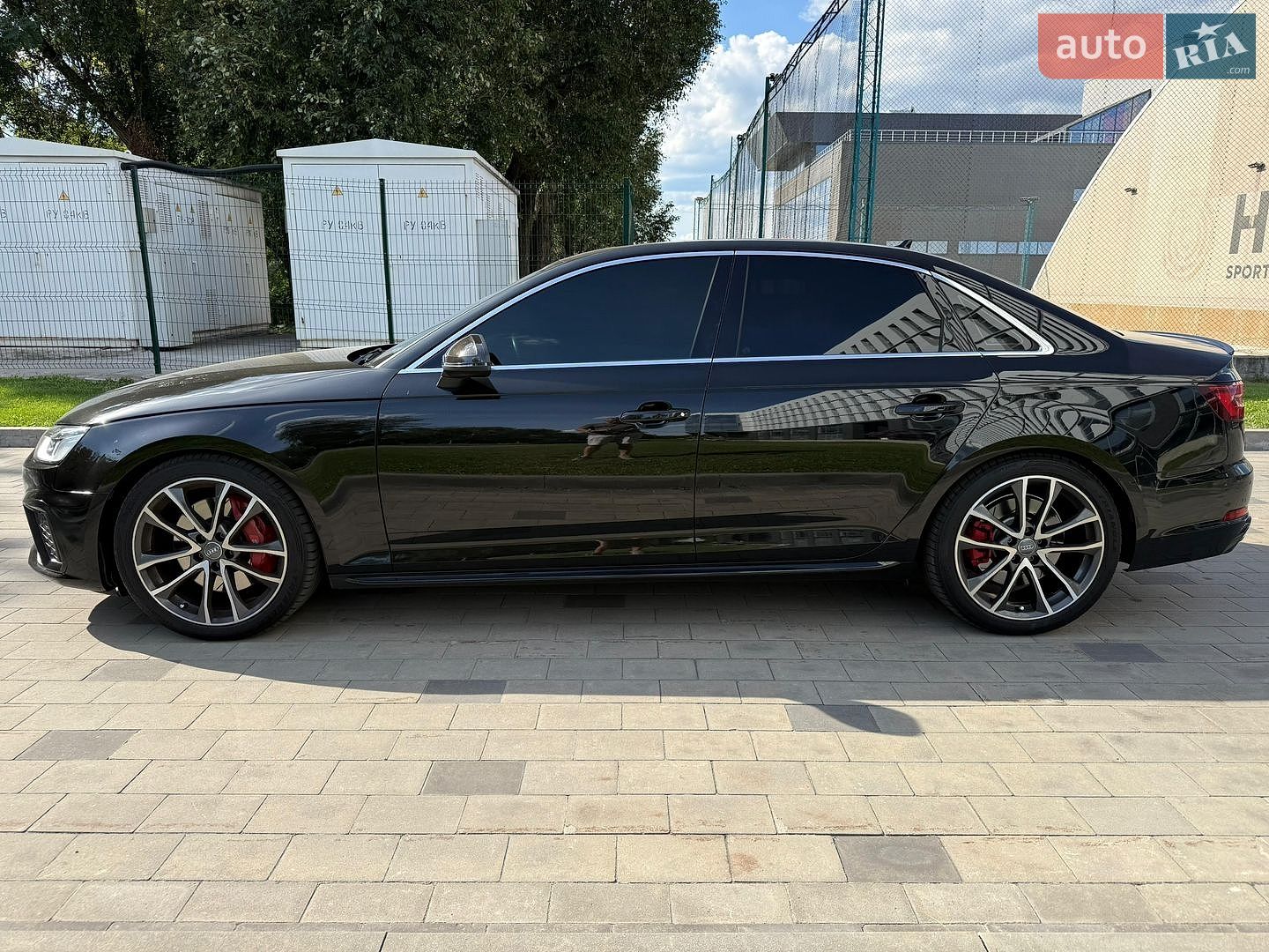 Audi S4 2017 VIN WAUC4AF48JA068914 фото оголошення 11 з 23