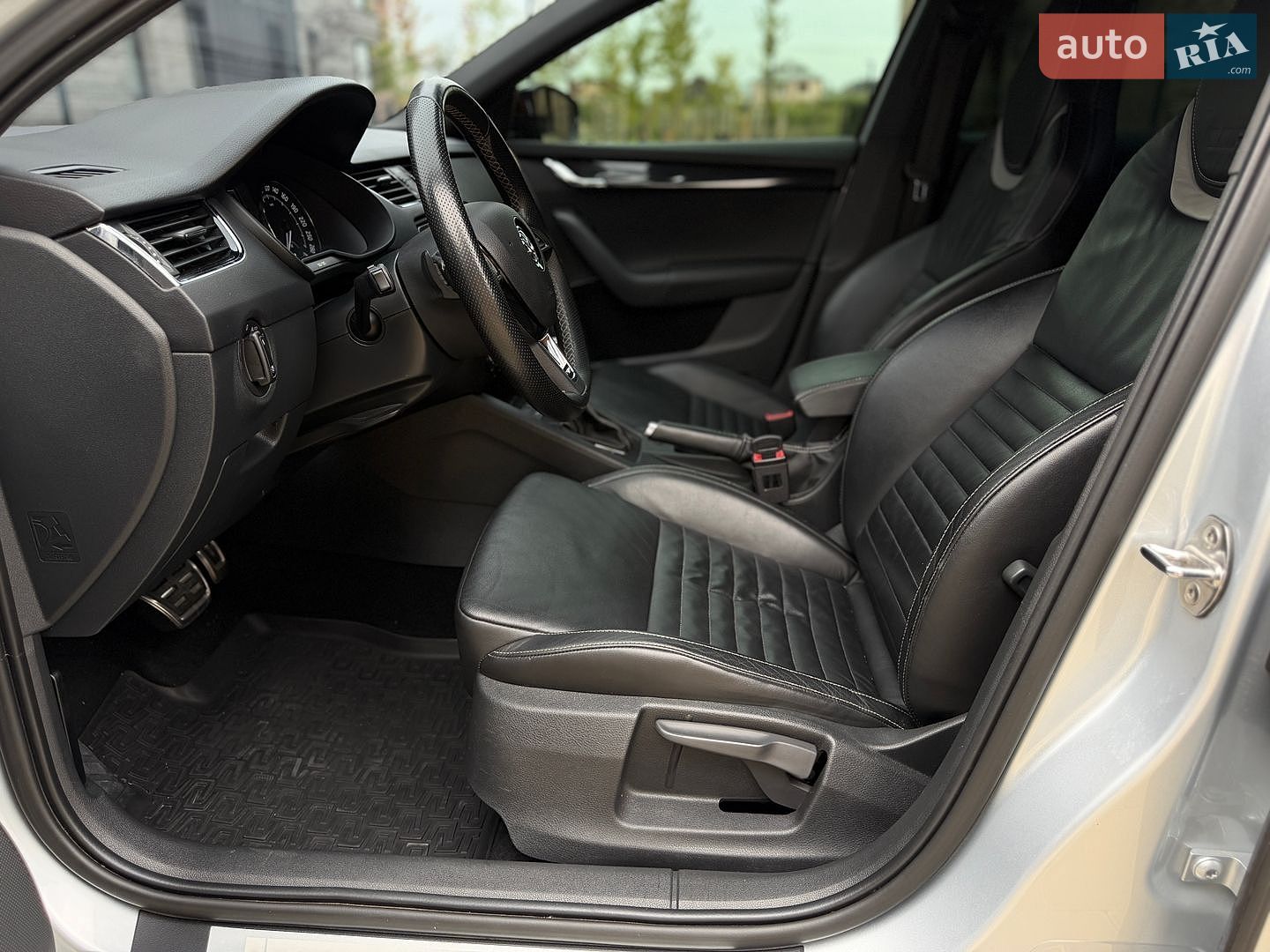 Skoda Octavia 2014 VIN TMBJK9NE6E0219785 фото оголошення 33 з 80
