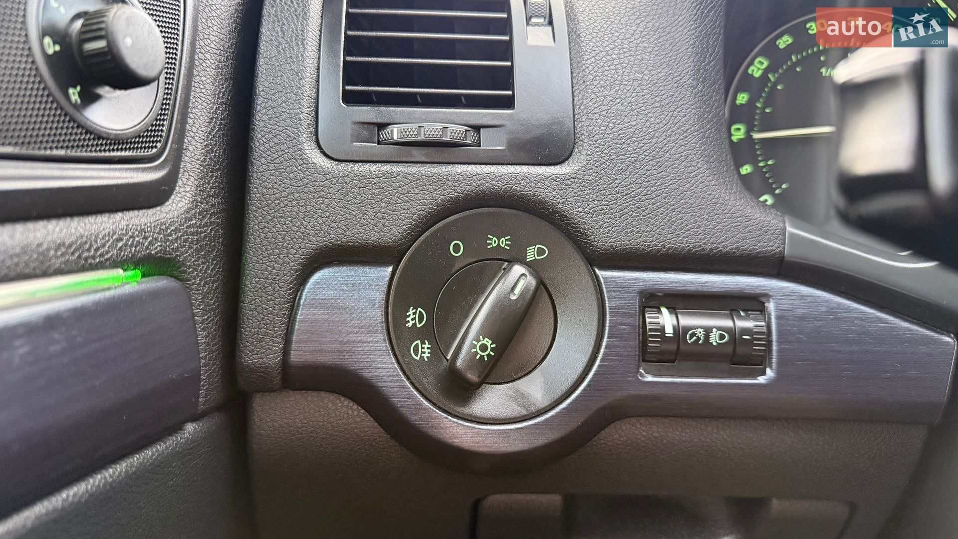 Skoda Octavia 2007 VIN TMBCA61Z082014393 фото оголошення 62 з 75