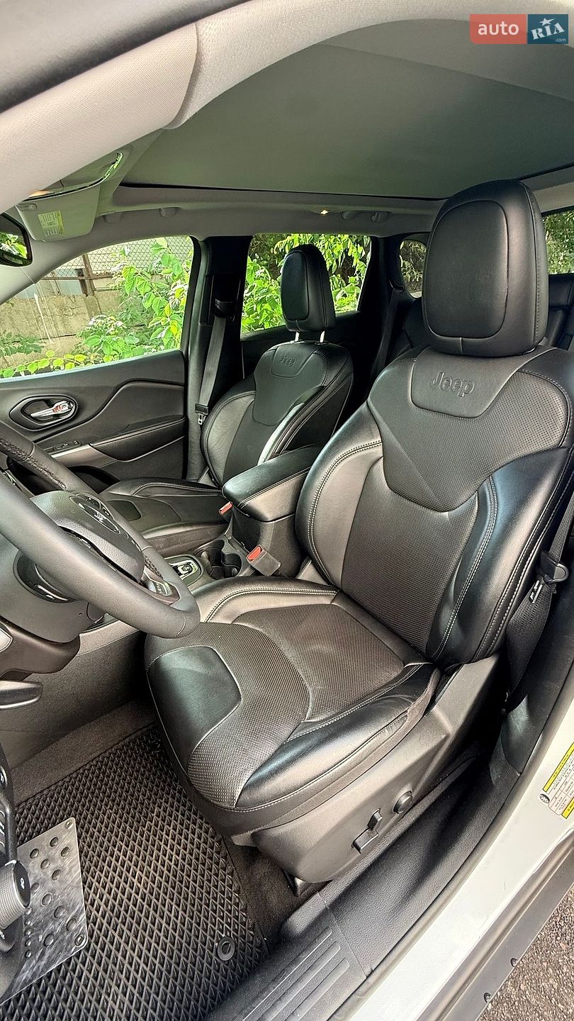 Jeep Cherokee 2022 VIN 1C4PJMDXXND548310 фото оголошення 11 з 28