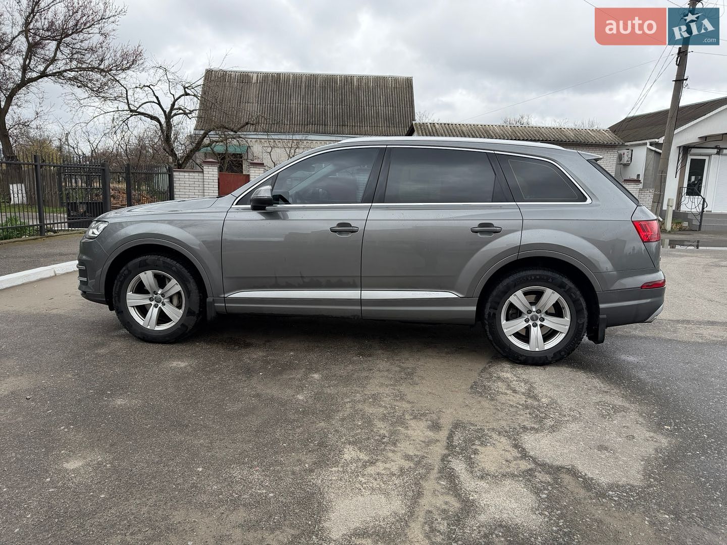 Audi Q7 2016 VIN WAUZZZ4M3HD013549 фото оголошення 3 з 27