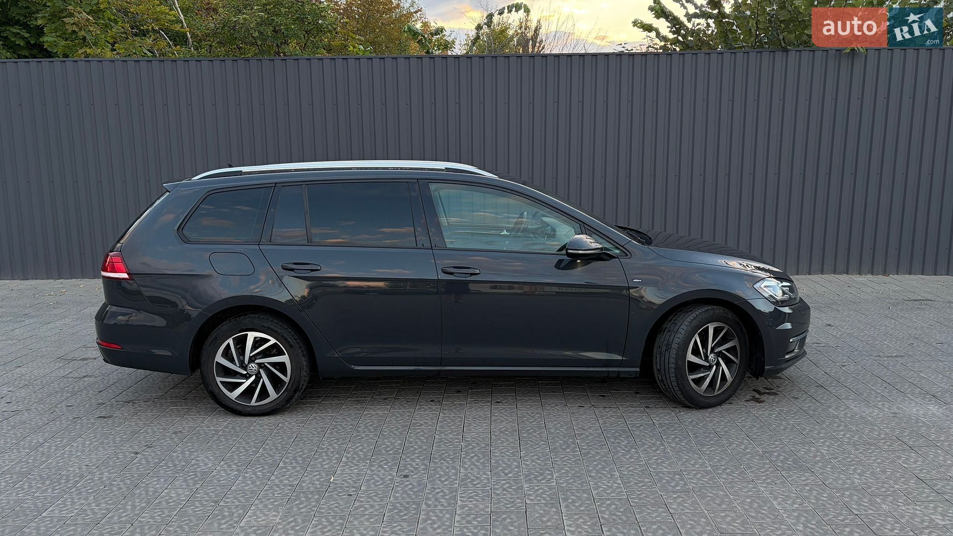 Volkswagen Golf 2018 VIN WVWZZZAUZKP522090 фото оголошення 6 з 28