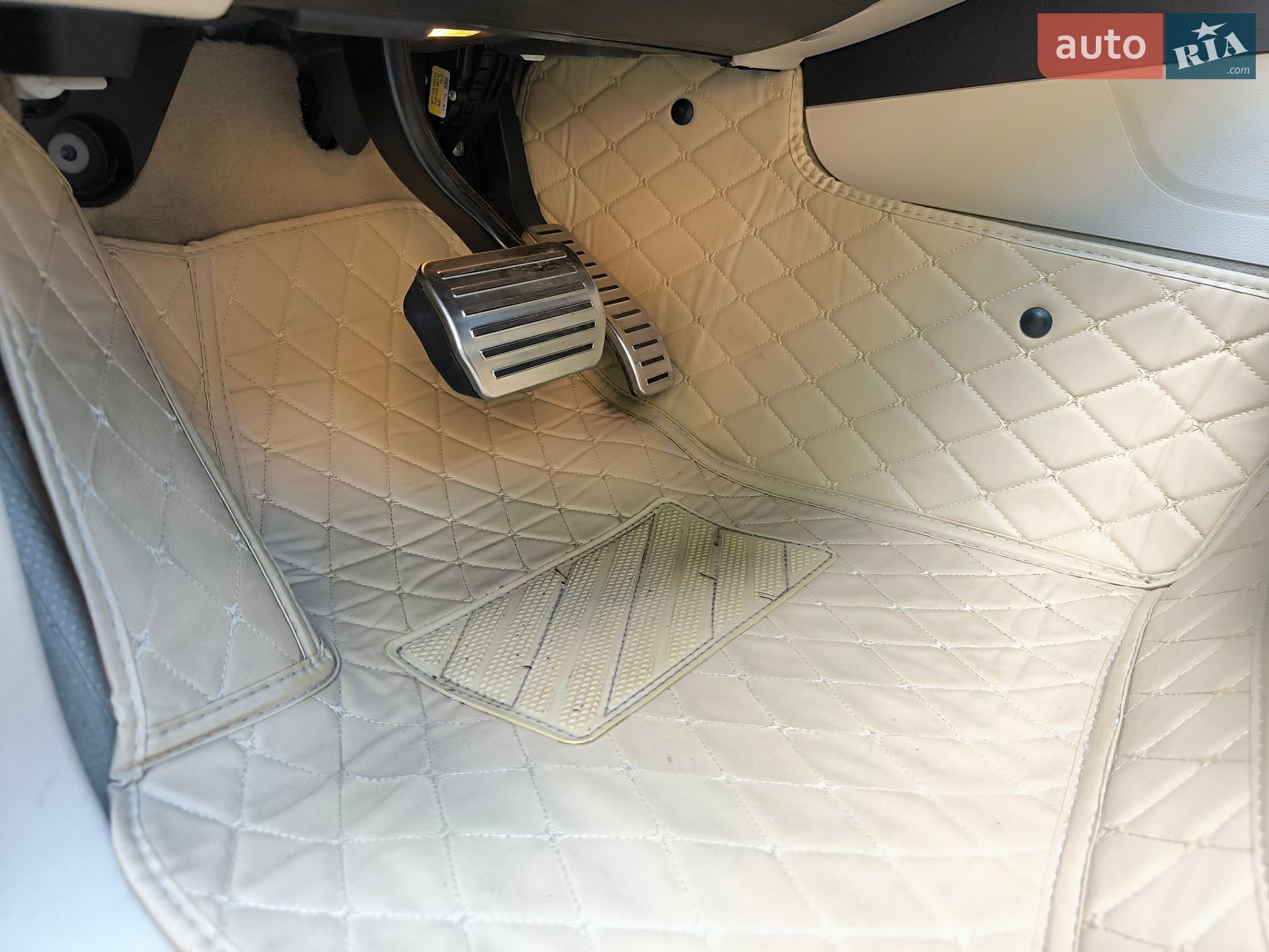 Volkswagen Touareg 2014 VIN WVGZZZ7PZED044873 фото оголошення 160 з 193